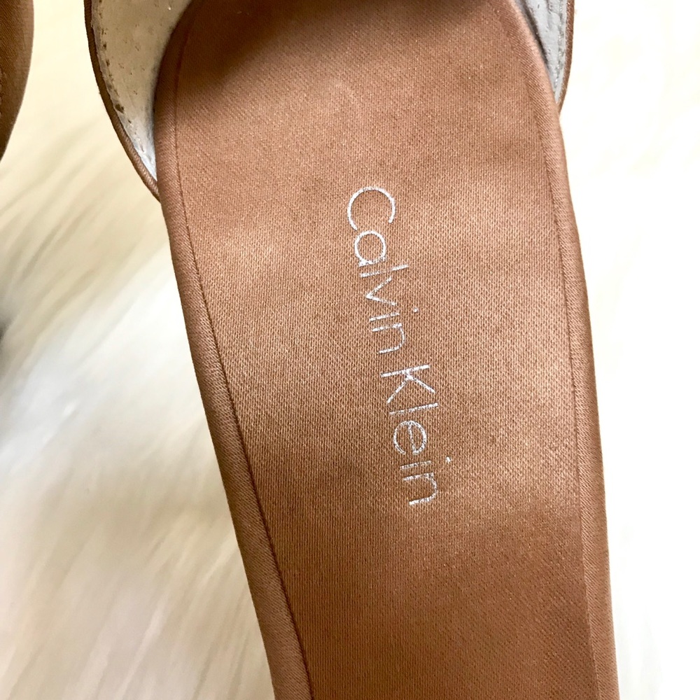 CALVINKLEIN LUXURY HEEL - Picture 6 of 12